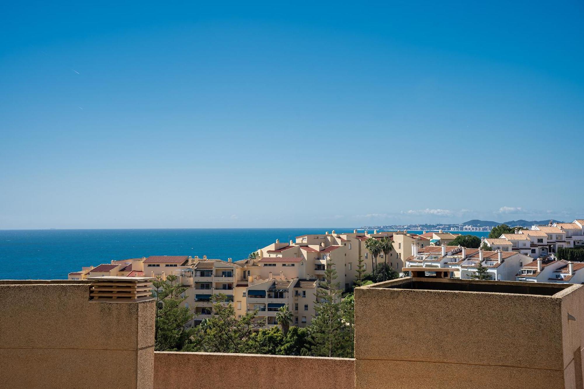 Monko Bora Bora Apartment Benalmadena Bagian luar foto