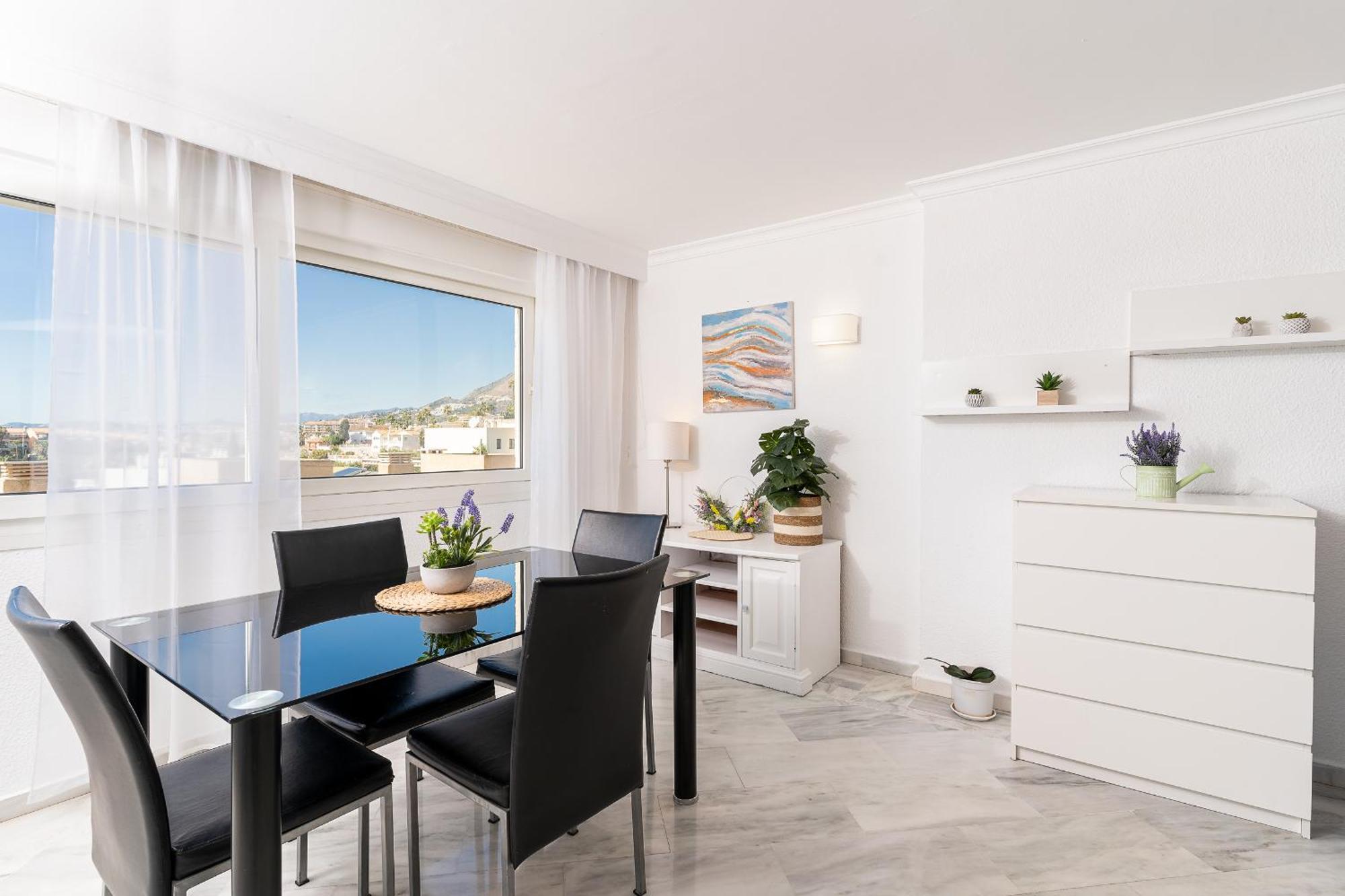 Monko Bora Bora Apartment Benalmadena Bagian luar foto