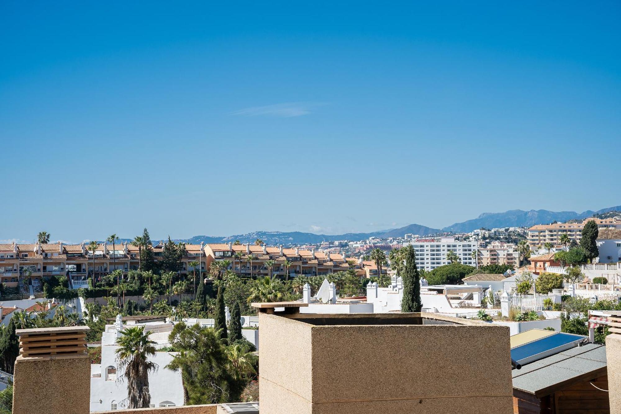 Monko Bora Bora Apartment Benalmadena Bagian luar foto