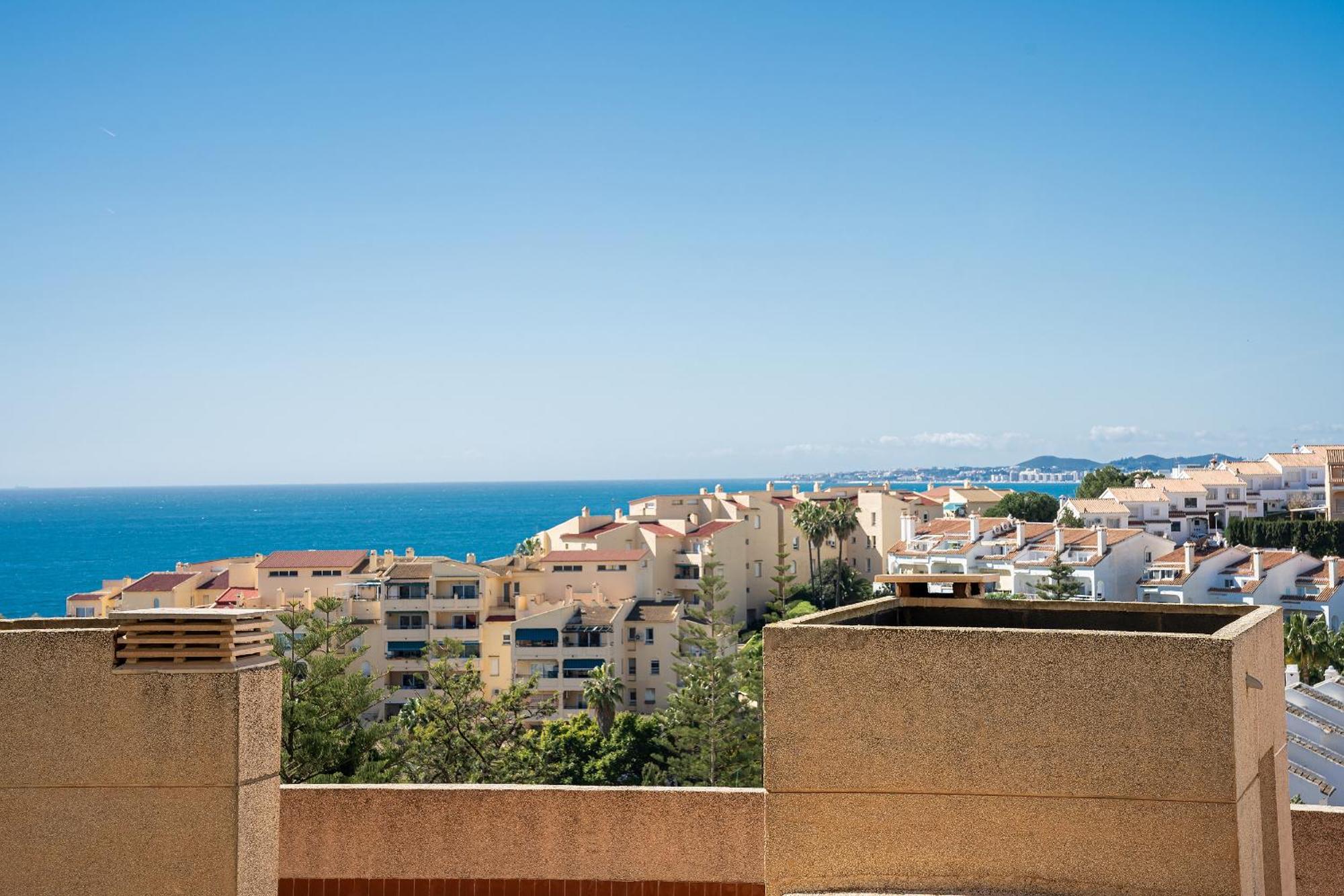 Monko Bora Bora Apartment Benalmadena Bagian luar foto